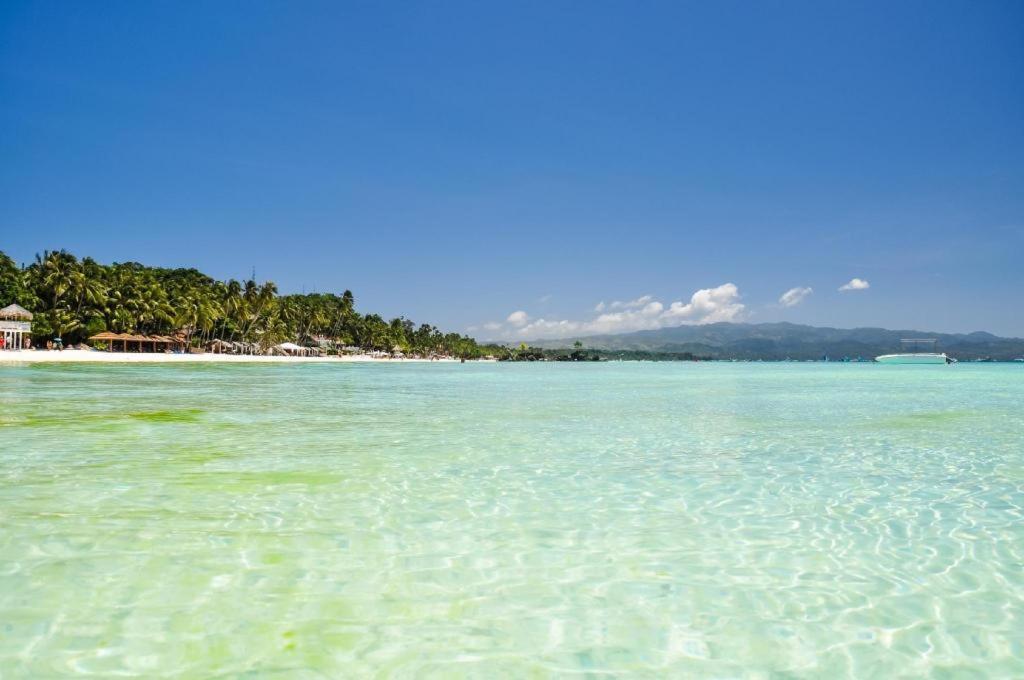 Boracay Water World Hotel Manoc-Manoc Экстерьер фото