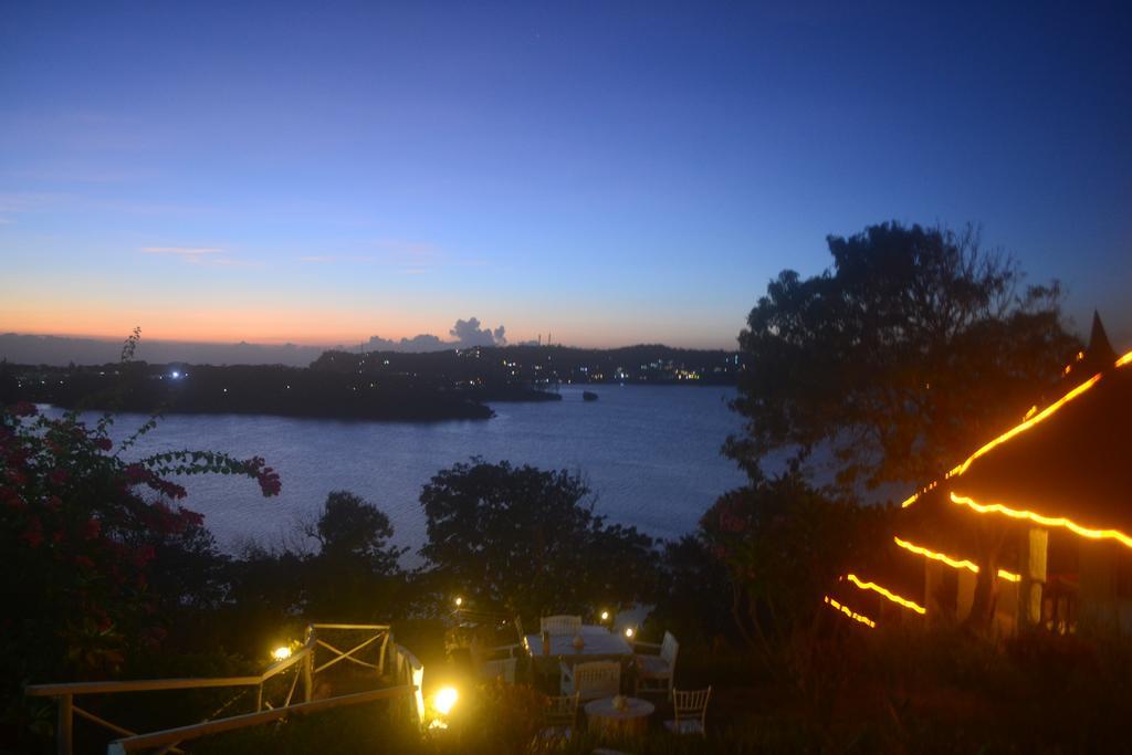 Boracay Water World Hotel Manoc-Manoc Экстерьер фото