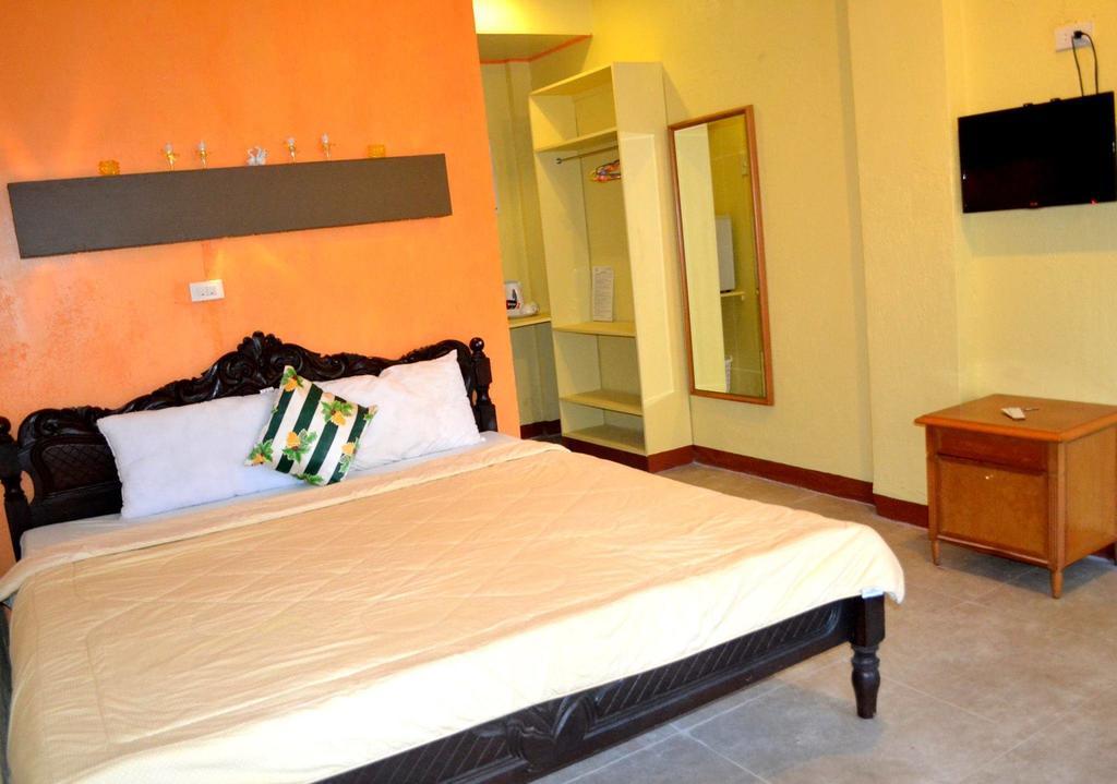 Boracay Water World Hotel Manoc-Manoc Экстерьер фото