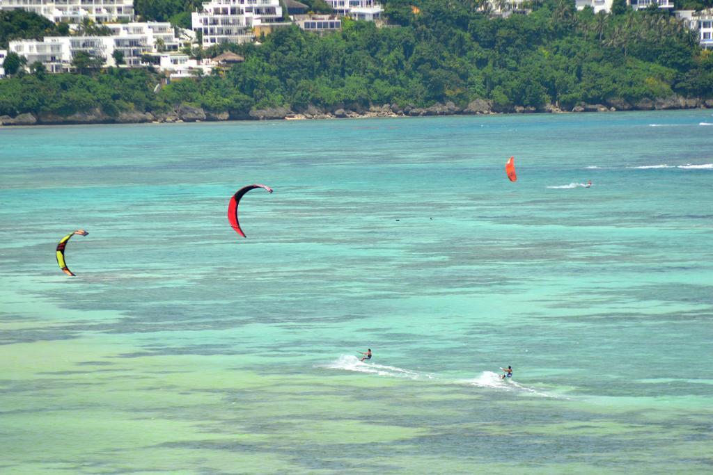 Boracay Water World Hotel Manoc-Manoc Экстерьер фото